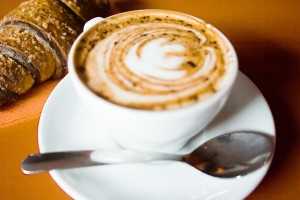 ธุรกิจร้านกาแฟ สุดคลาสสิก สัมผัสชีวิตริมคลอง Sun Sat Café