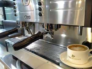 ธุรกิจขายเครื่องชงกาแฟ รายได้ต่อเดือนหลักแสน!! “ คอฟฟี่ บูลเลวาร์ด “ 