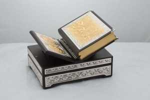 กล่องไม้มงคล “QURAN BOX”เก็บคัมภีร์อัลกรุอาน อาชีพแห่งศรัทธา รังสรรค์ลวดลายแบบมืออาชีพ