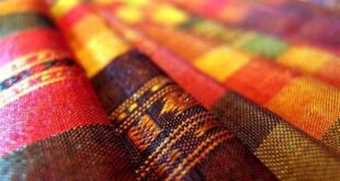 ผ้าทอ “บ้านท่ากระจาย” พลิกตำนานภูมิปัญญาผ้าทอ อาชีพสานต่อวัฒนธรรม สร้างรายได้ชุมชน!!