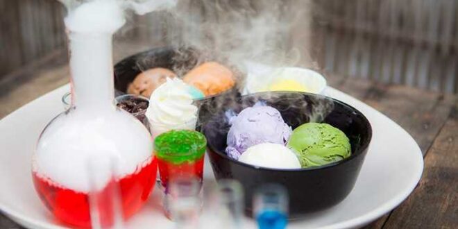 ไอศกรีมเจลาโต้ องศาเดือด สนุกกับสีสันการกิน ท้าทายด้วยรสแปลก “Gelato 44 C”