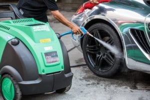 ธุรกิจคาร์แคร์ “Prosteam” ล้างรถแบบรักษ์โลกใช้นำแค่ 5 ลิตร นวัตกรรมเด็ดจากอิตาลี