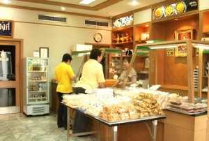 ขายขนม “หวานดำรงค์” ร้านขนมไทยชื่อดัง มีอายุยาวนานกว่า 45ปี บนความสำเร็จ