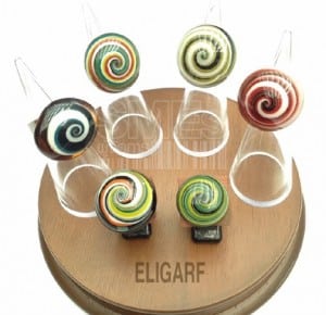 ไอเดียธุรกิจ “ELIGARF” งานเป่าแก้วสีมีดีไซน์ ต่อยอดธุรกิจคุณพ่อประยุกต์เป็นเครื่องประดับ