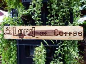 ธุรกิจร้านกาแฟ “Lord of coffee house café” ดื่มกาแฟกลางสวน ติดแอร์ธรรมชาติ