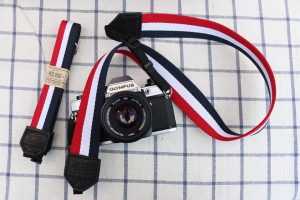 สินค้าไอเดีย สายคล้องกล้อง “Yesidid.camerastrap” งาน Handmade ลวดลายสะดุดตา